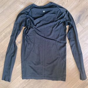 Lululemon Swiftly Tech Long Sleeve
